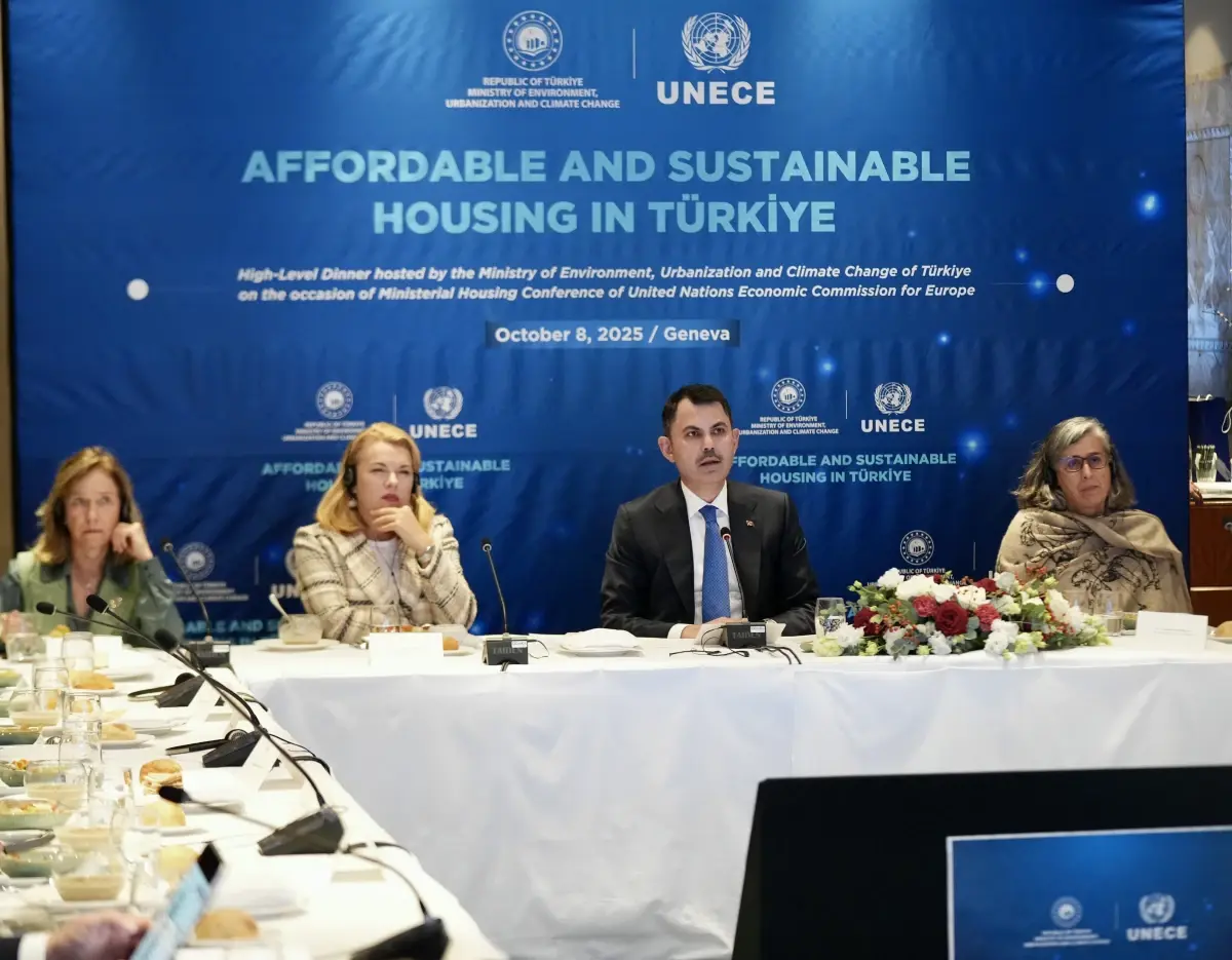 bakan kurum tum ulkeler icin afet yonetiminde ender rastlanan bir hiz ve kapsam ornegi sunuyoruz WzLuOdTA