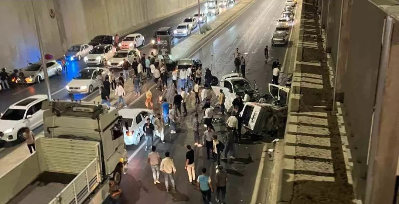 sanliurfada zincirleme kaza 1 olu 4 yarali n4hVQvPQ