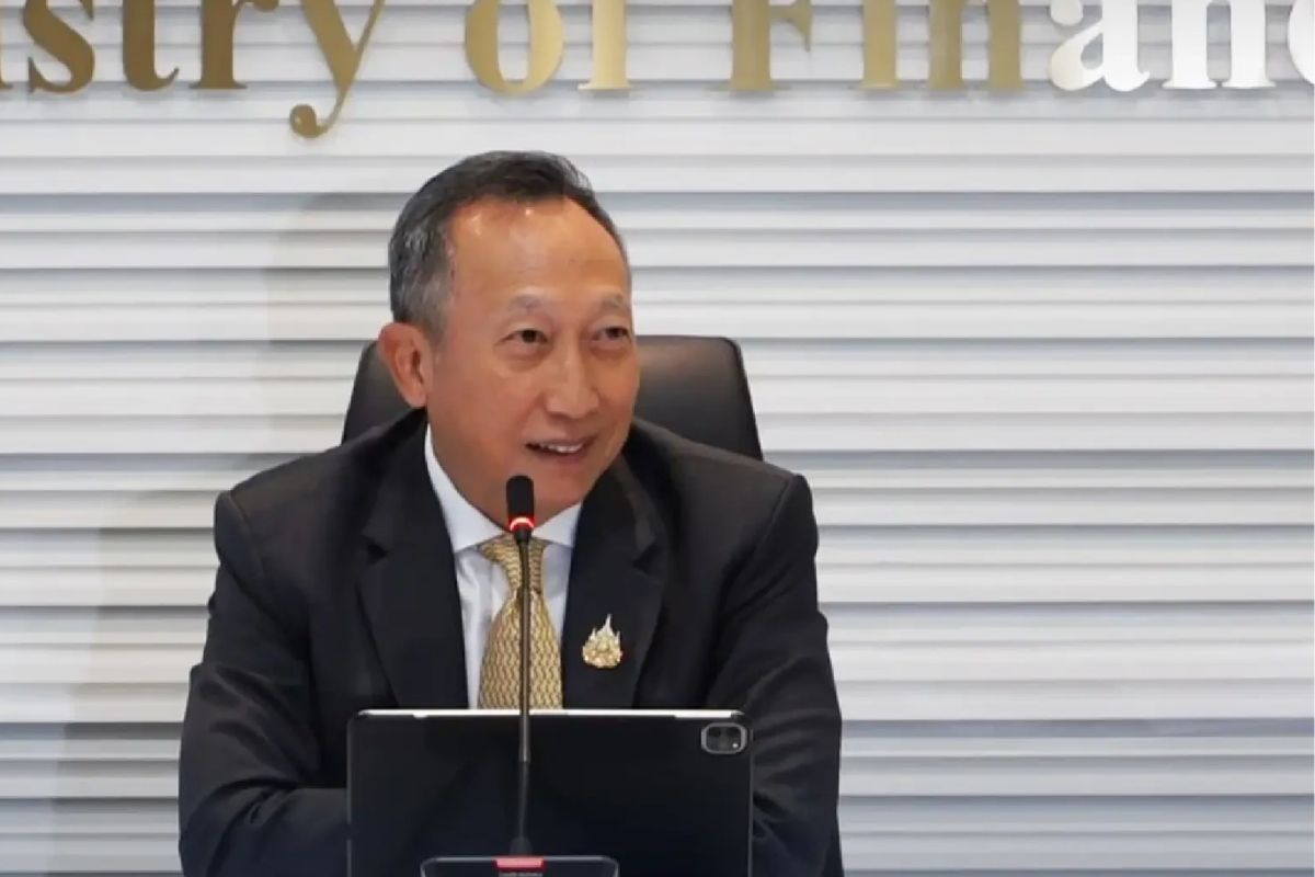 tayland maliye bakan yardimcisi vorapak tanyawong dolandiricilik iddialarinin ardindan istifa etti AdQhf1wk.jpg