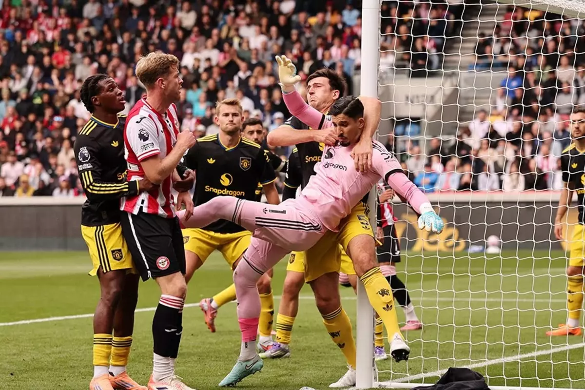 yok artik altay bayindir 3 gol yedigi mac taraftarlari ikiye boldu tVFzSDMS
