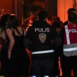 istanbulda-uyusturucu-ve-fuhus-sorusturmasi-kapsaminda-eglence-mekanlarinda-arama-QJaaw6ul