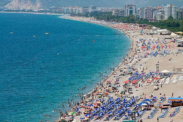Antalya’nın Sahillerinde Eşsiz Yaz Tatili Fırsatları