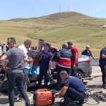 Kaza sonrasi arac hurda yiginina dondu 2 olu 1 yarali mTAfNfjn