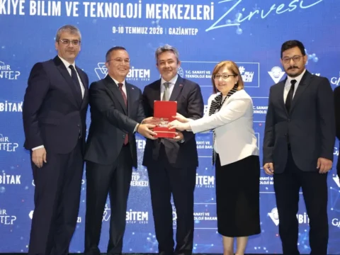 Konya bilim merkezine dijital yayginlastirma odulu QaP7ZOJe